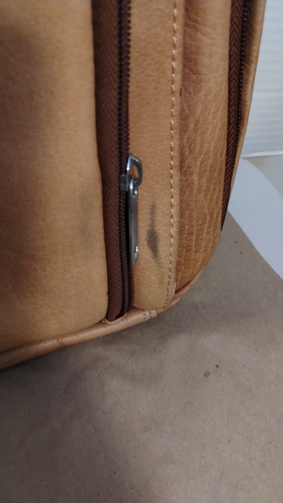 Wilson’s Leather Tan Men’s Laptop Bag