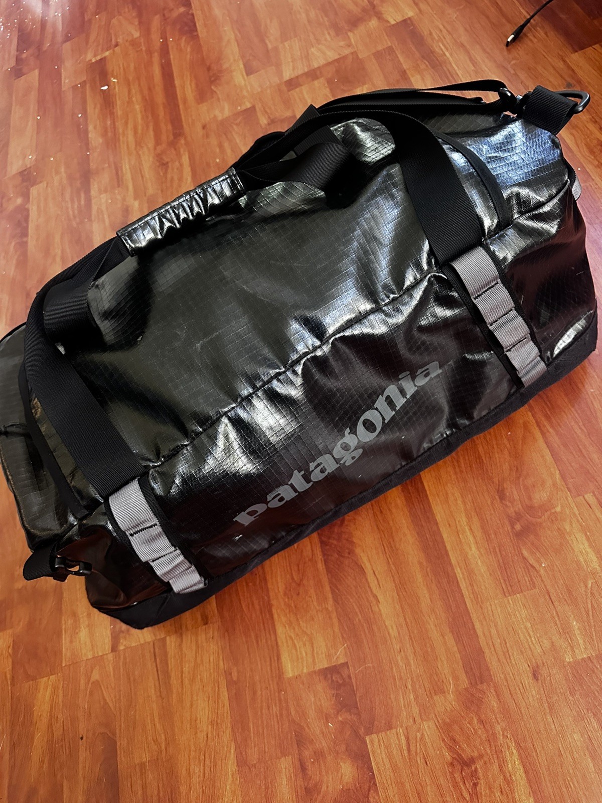 Patagonia Black Hole Duffel Bag/Backpack 60l Glossy Black