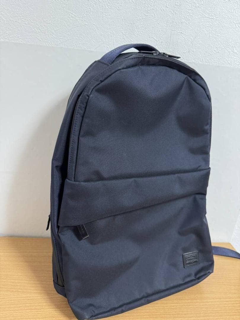 PORTERVIEWDAYPACK(s)BackpackDaypackModelnumber69505760Navy