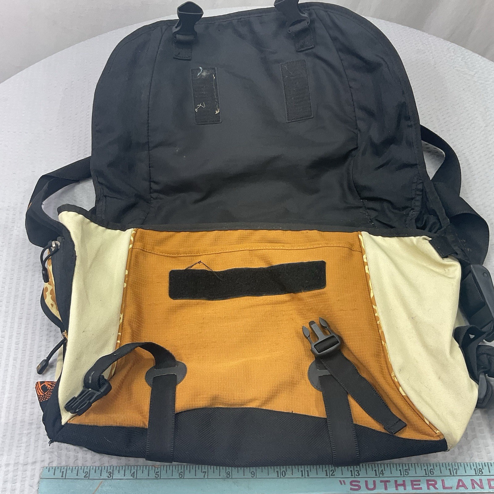 TIMBERLAND MESSENGER Shoulder Laptop BAG NH73 Green & Brown Tan & Black