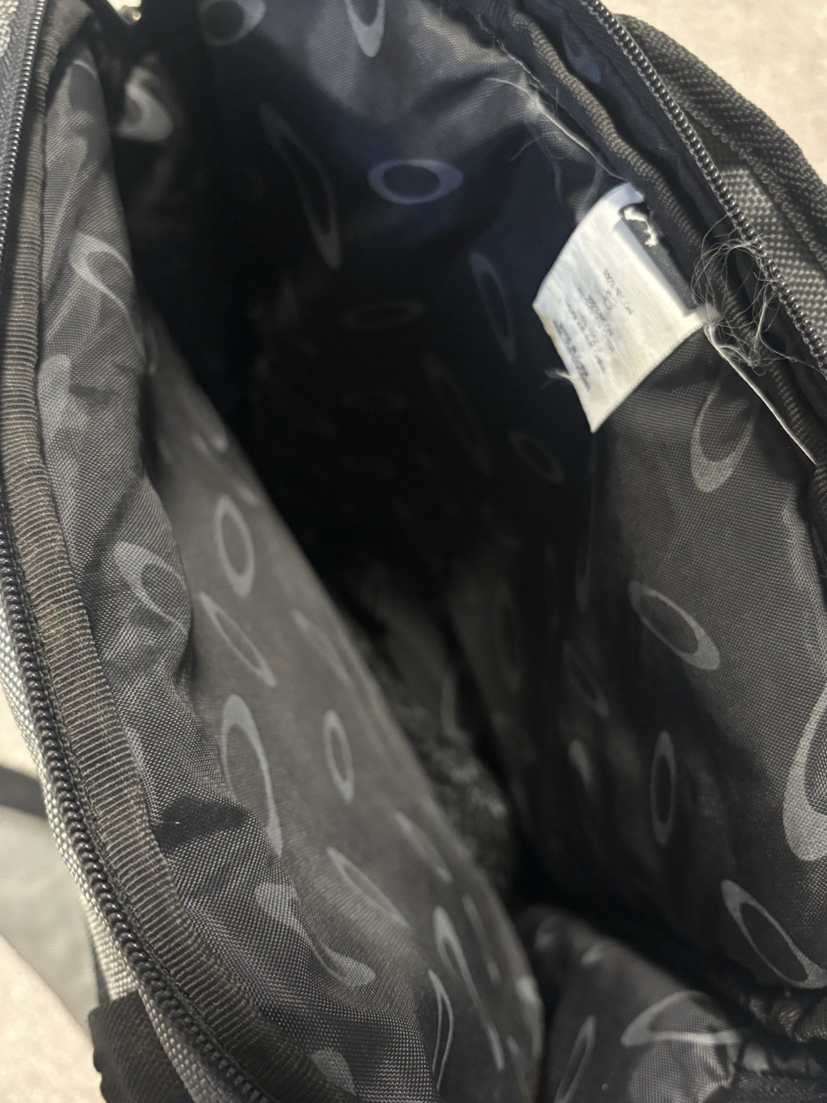 Oakley Tactical Field Gear Vertical Messenger Day Pack Laptop Bag Vtg *Read*