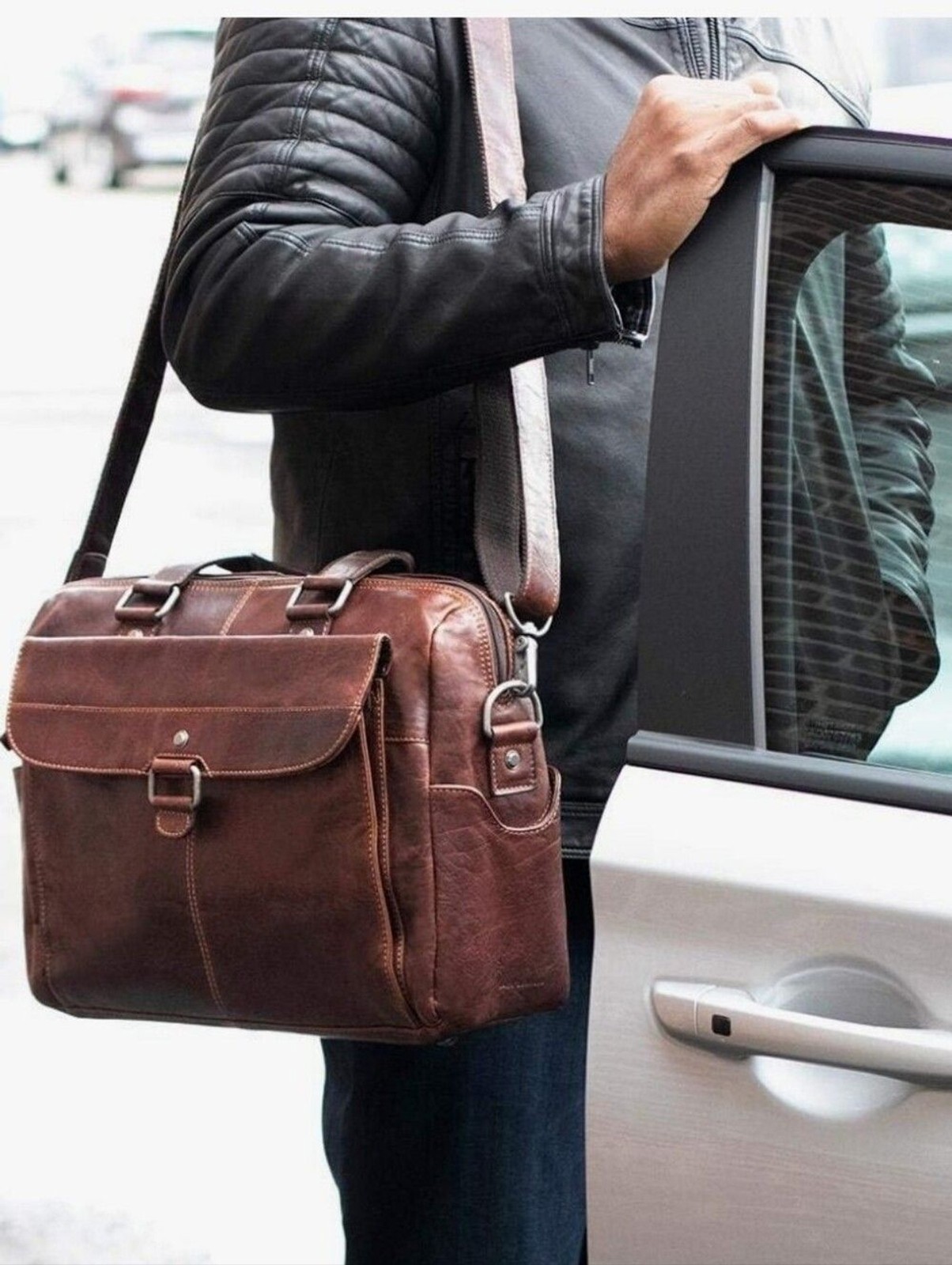 Jack George’s Voyager leather briefcase with magnetic closure New Nwt
