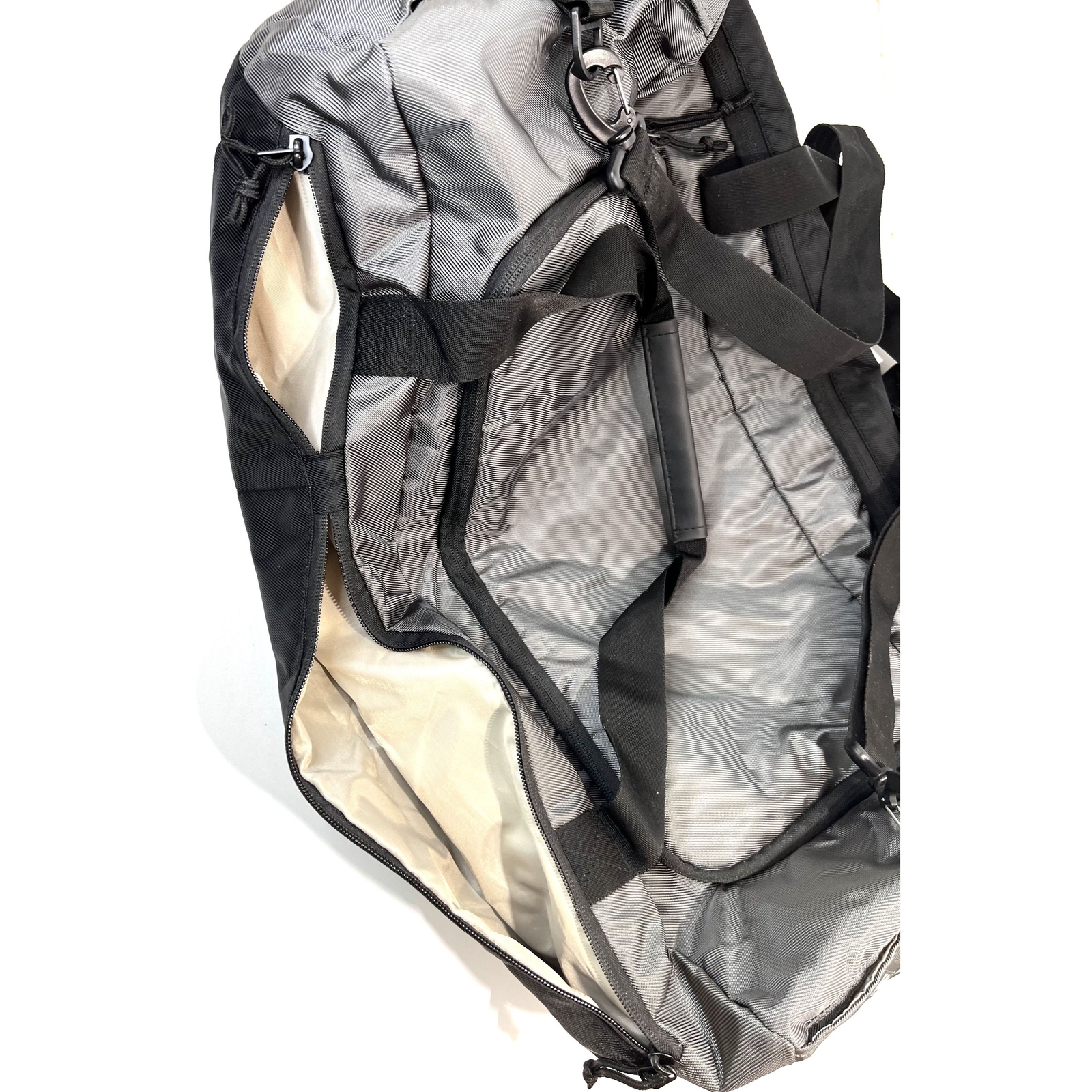 High Sierra Duffel Bag Backpack Combo 30″ Gray Black Gym Travel Light Weight