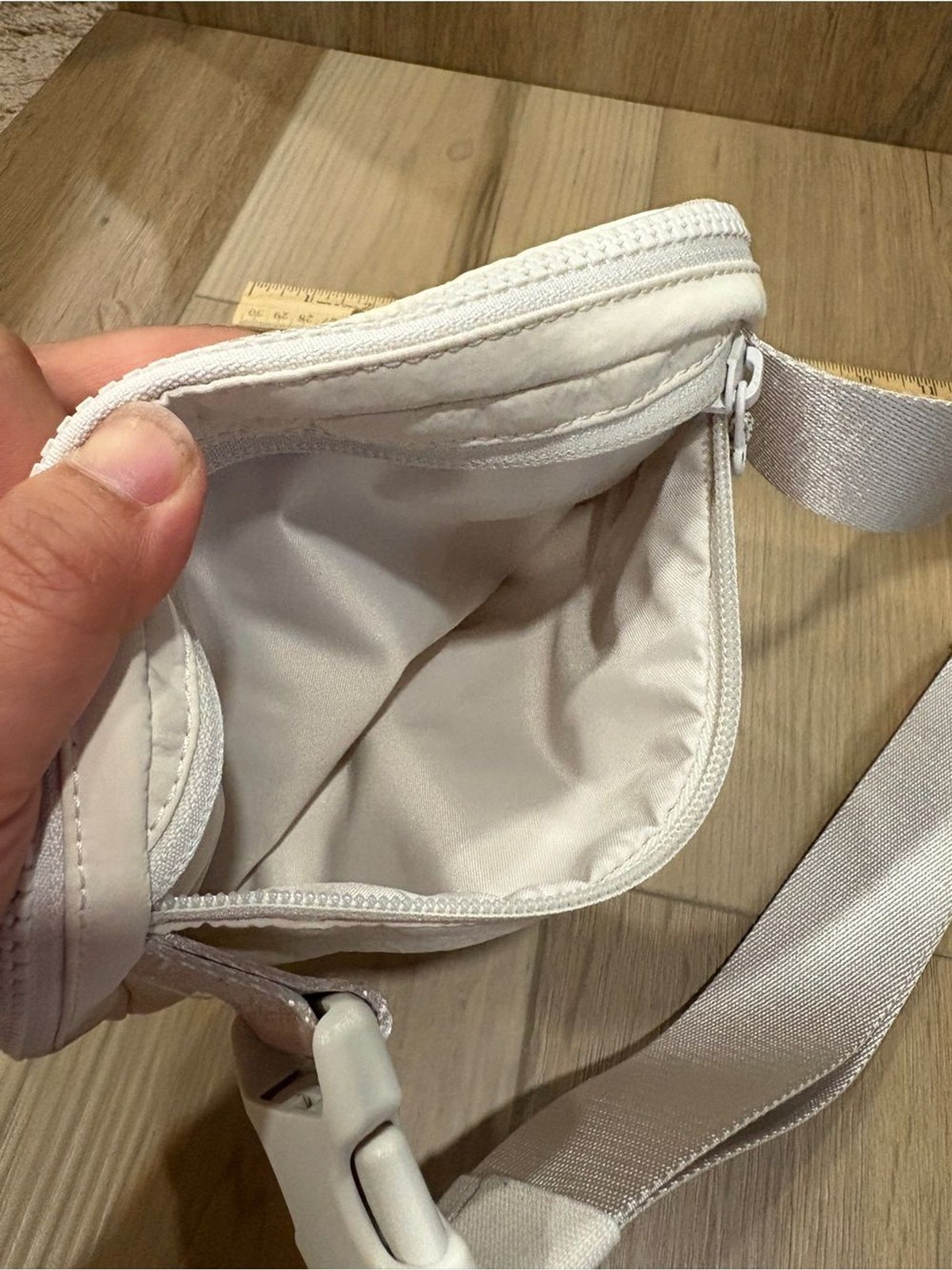 lululemon Cream Ivory Silver Crossbody Pack Minimalist Everywhere Belt Bag 1L