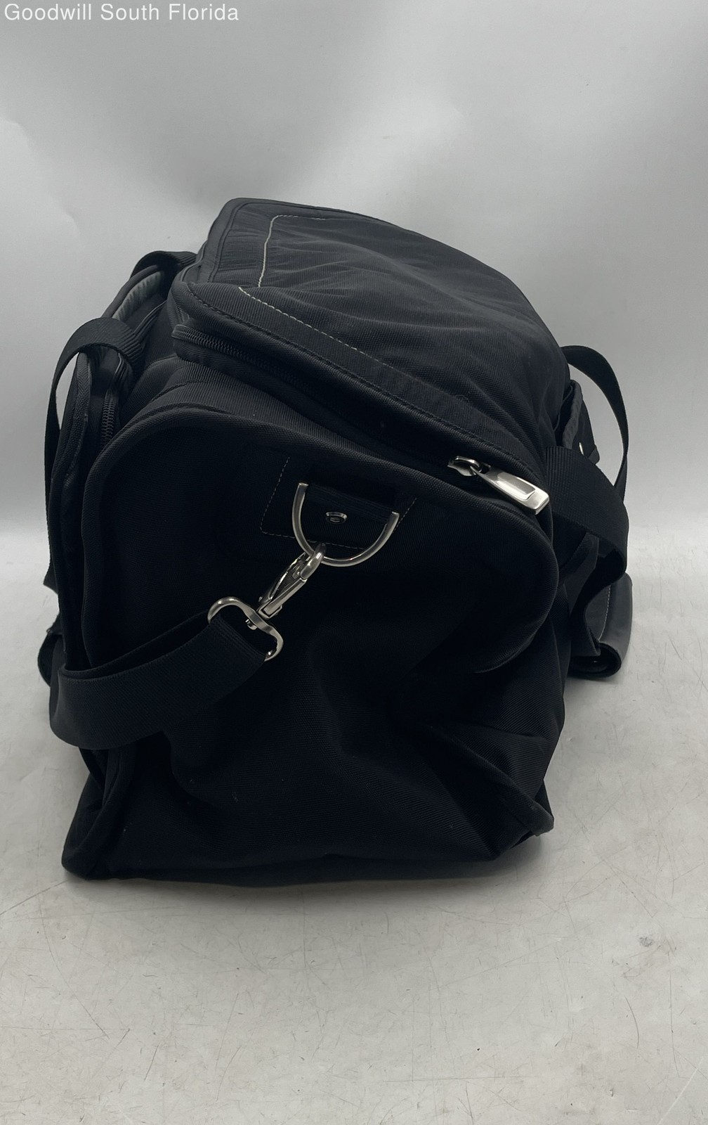 Tommy Hilfiger Mens Black Adjustable Detachable Strap Double Handle Duffle Bag