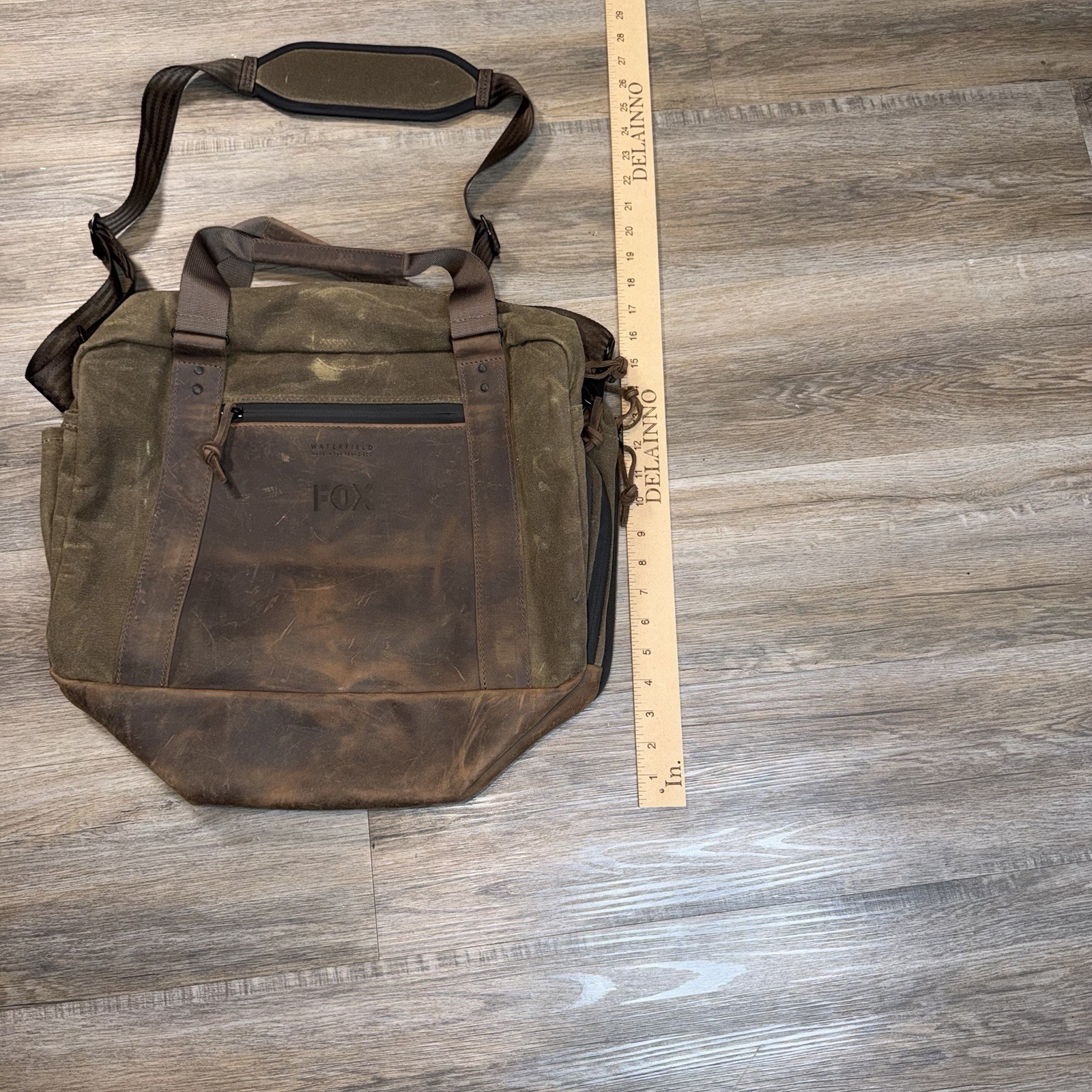 WaterField Designs Atlas Executive Athletic Holdall Waxed Canvas Premium Leather