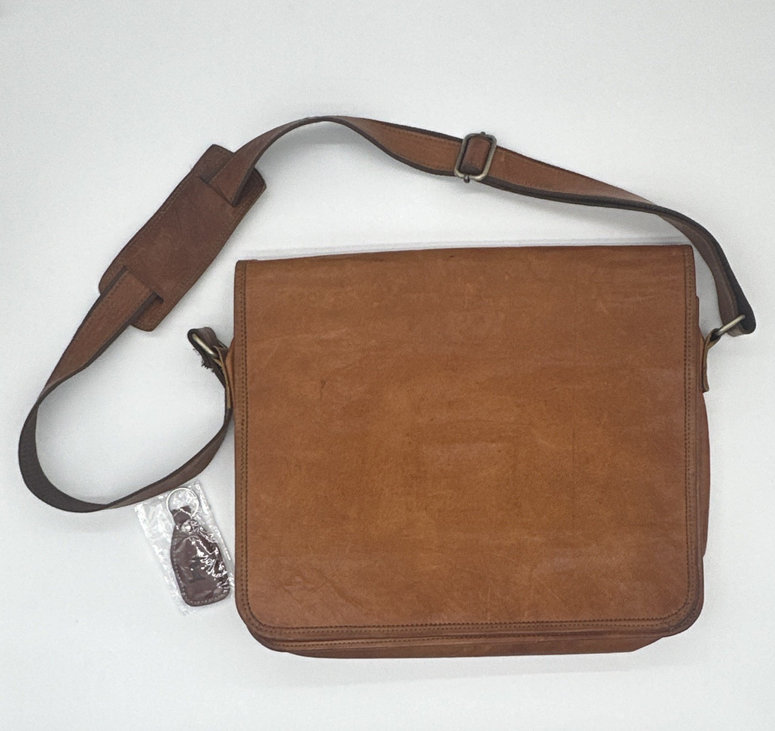 Urban Leather Brown Messenger Bag Magnetic/Zip Closure Outer & Inner Pockets