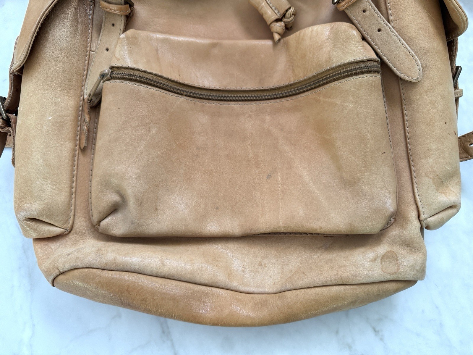 Vintage ELLINGTON Authentic Camel Color Leather Large Backpack – Distressed
