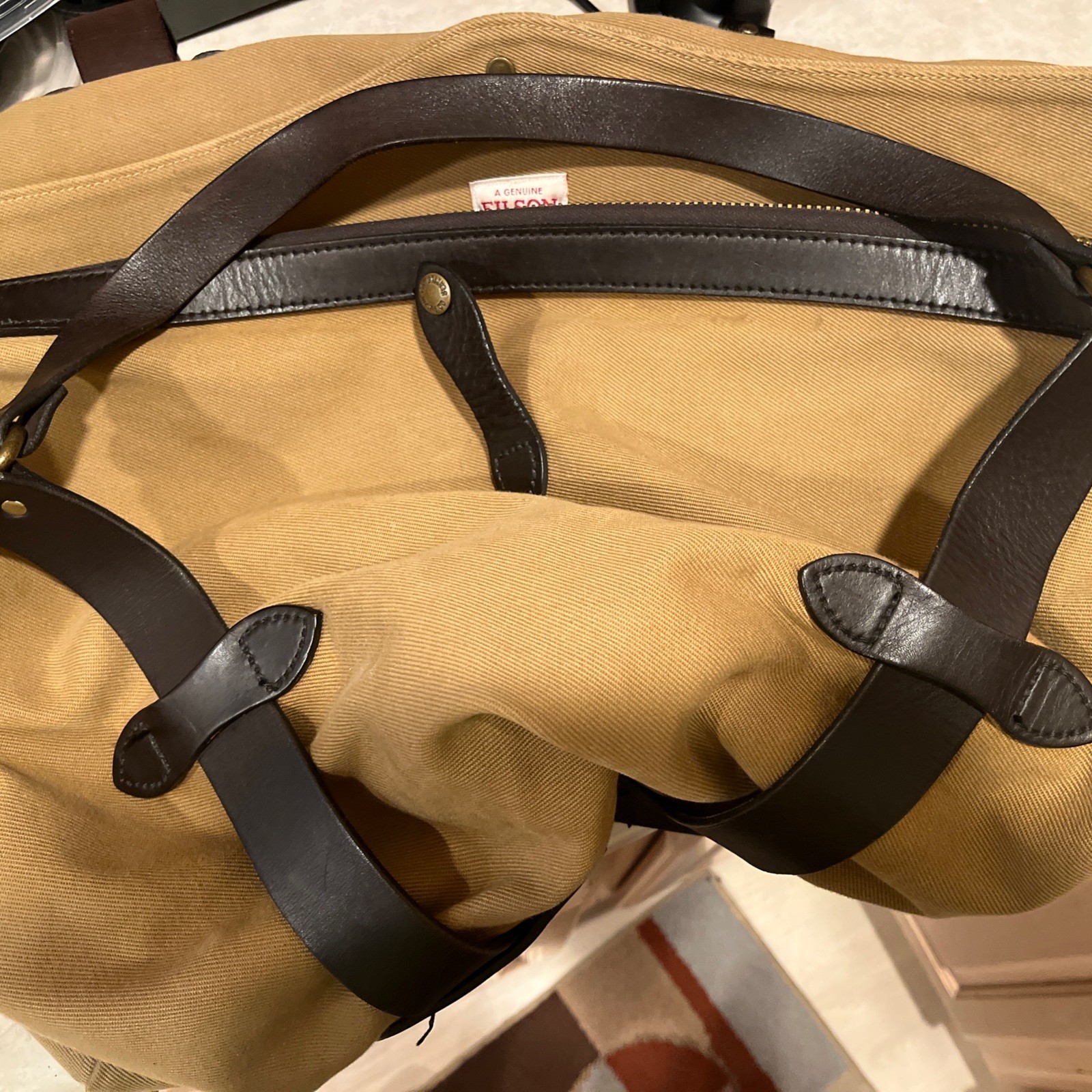 🔥Filson USA Rugged Twill Medium Duffle Bag Tan 70222 Bridle Leather Strap -Read