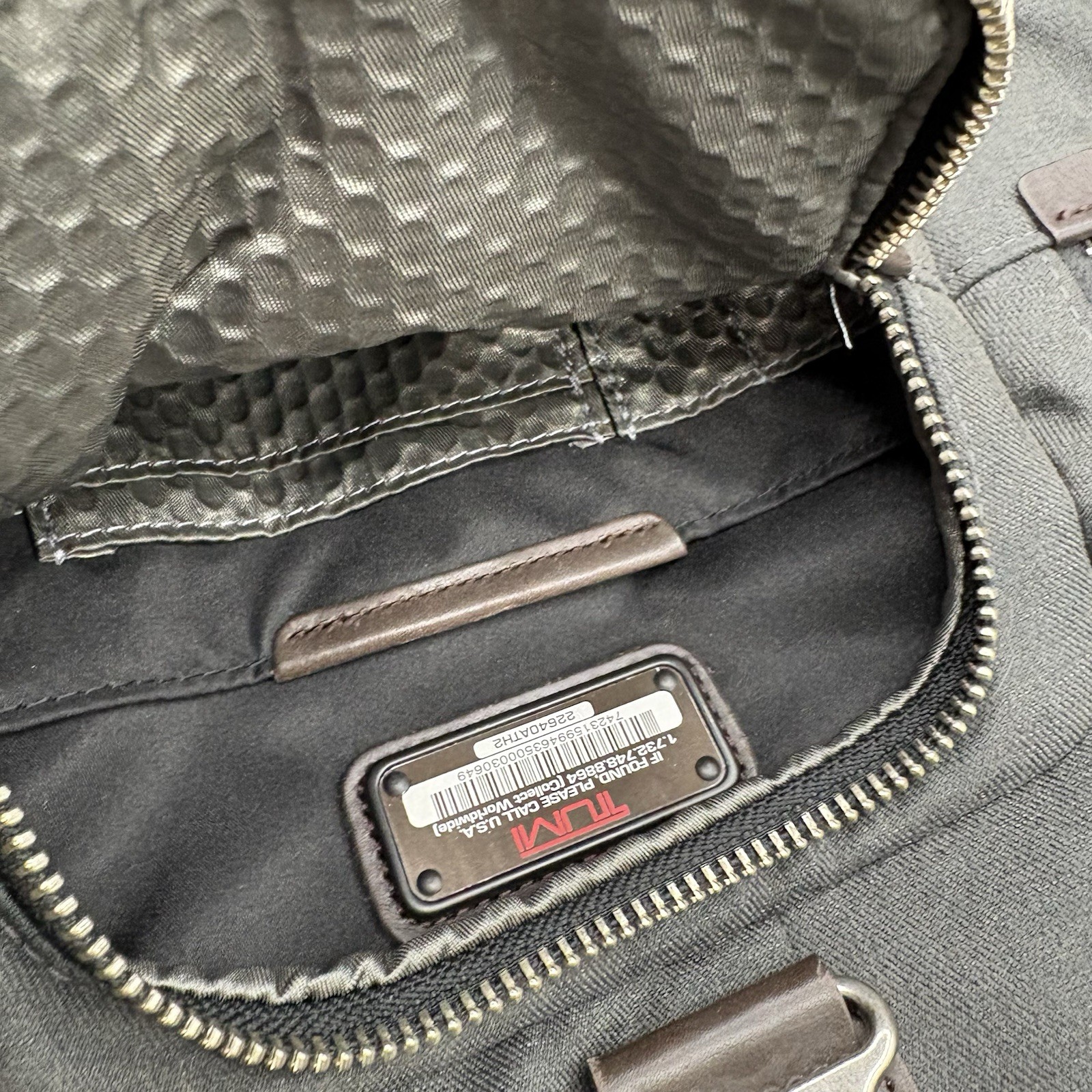 Tumi Alpha Bravo Everett Essential Tote Duffle Carry Bag Gray Brown 22640ATH2