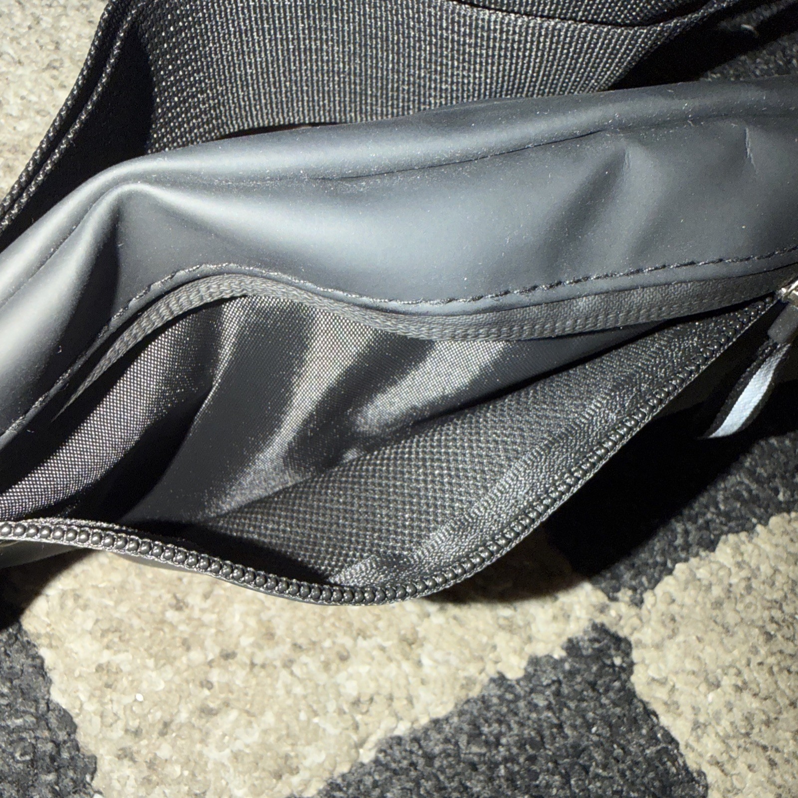 NEW! GASTON LUGA Black Spläsh Hip Pack Crossbody Bag Fannypack $59 MSRP GL