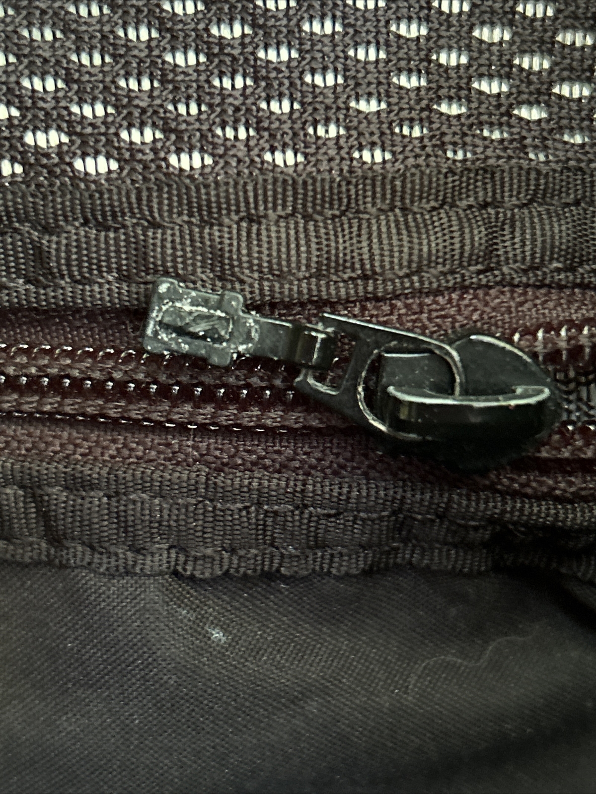 TUMI Black Laptop Fabric and leather adjustablebshoulder bag Thailand key chain
