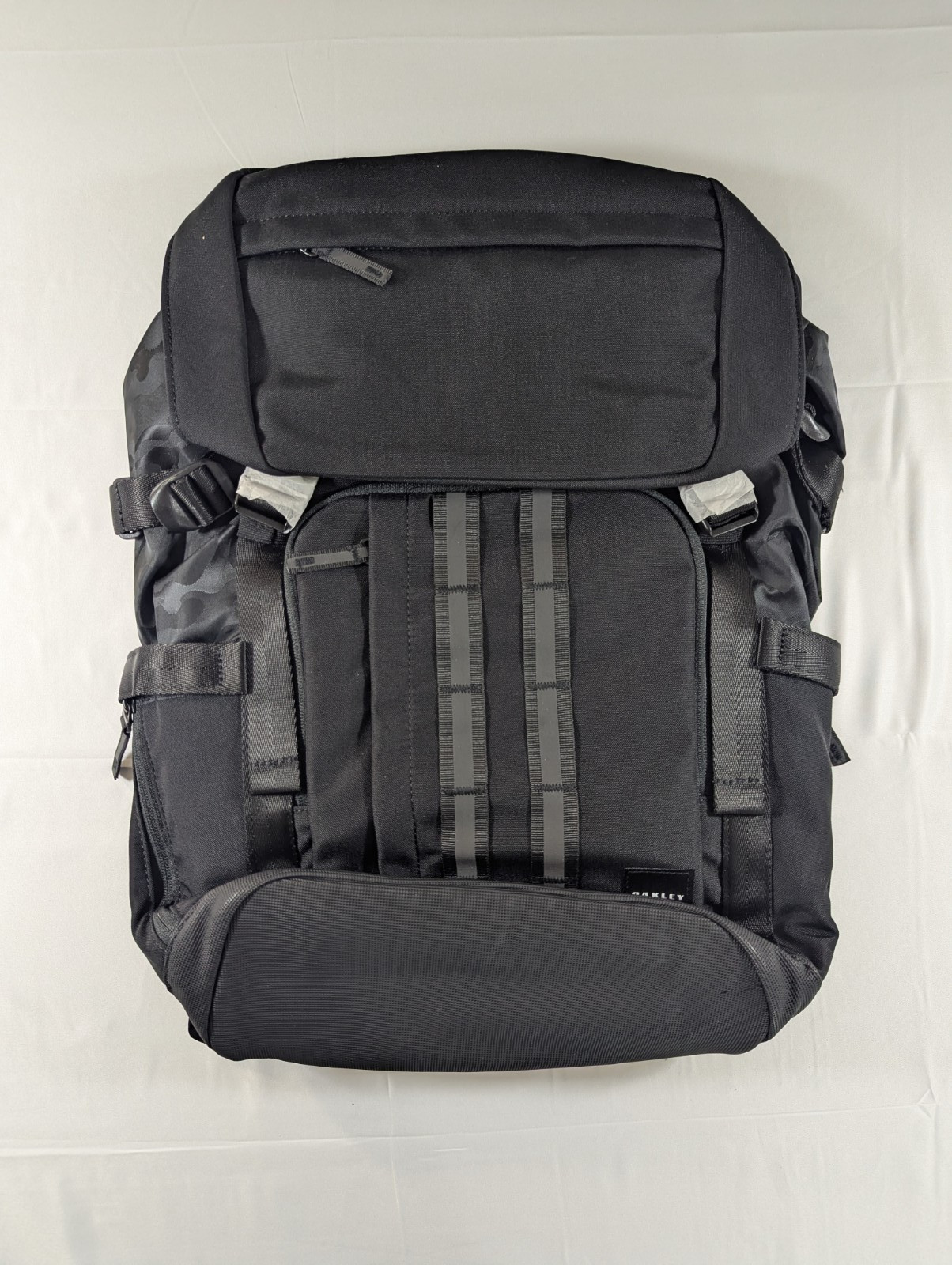 Oakley Utility Organizing Backpack Blackout Mens NWT Tactical Laptop
