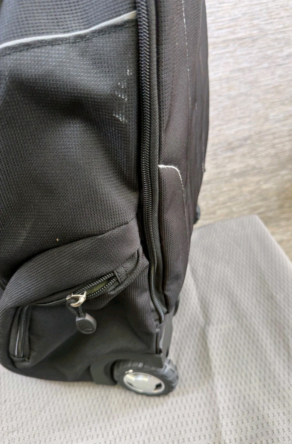 High Sierra Powerglide Wheeled Rolling Backpack Large Black