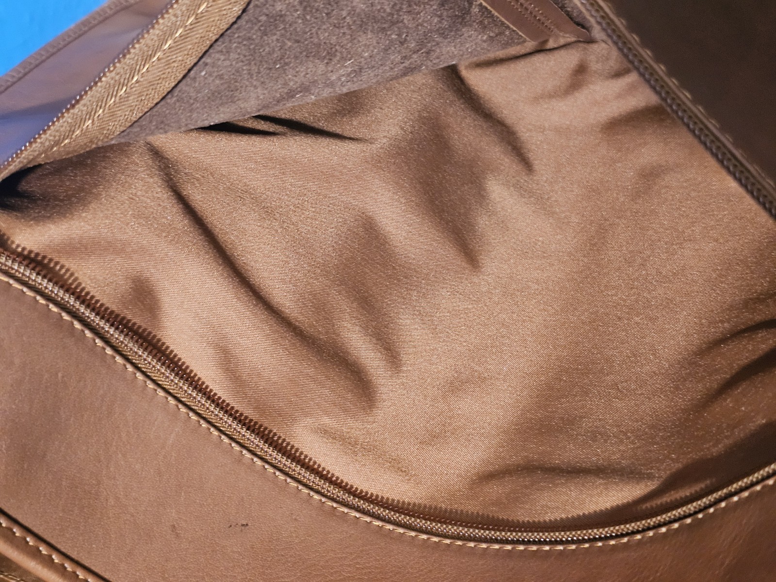Wilson’s Leather Briefcase-Messenger Bag Cognac Brown-Genuine Leather Colombia
