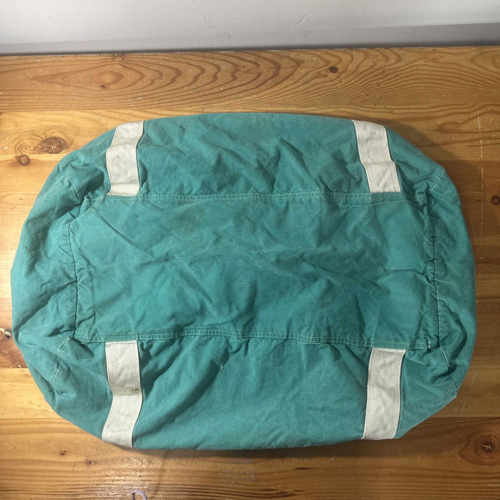 VTG Blue Duffle Bag 26” bottom lined Light Blue A7