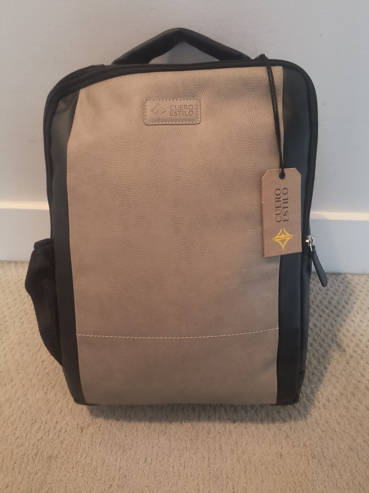 Cuero Estilo Vegan Leather Black Laptop Bag includes Dust bag FREE SHIPPING