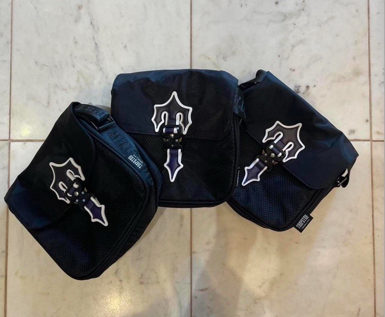 Trapstar Messenger Bag Iron gate T Cross Ice Black Blue Gradient