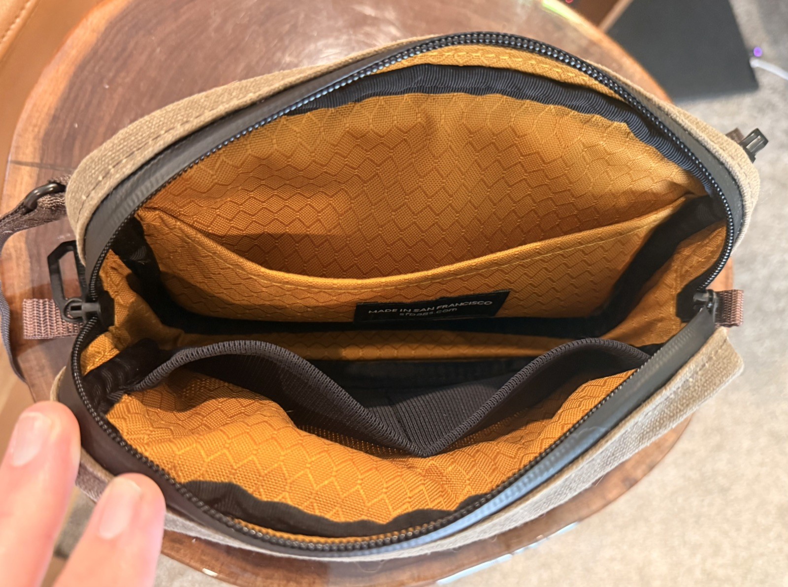 Waterfield Designs Shinjuku Sling