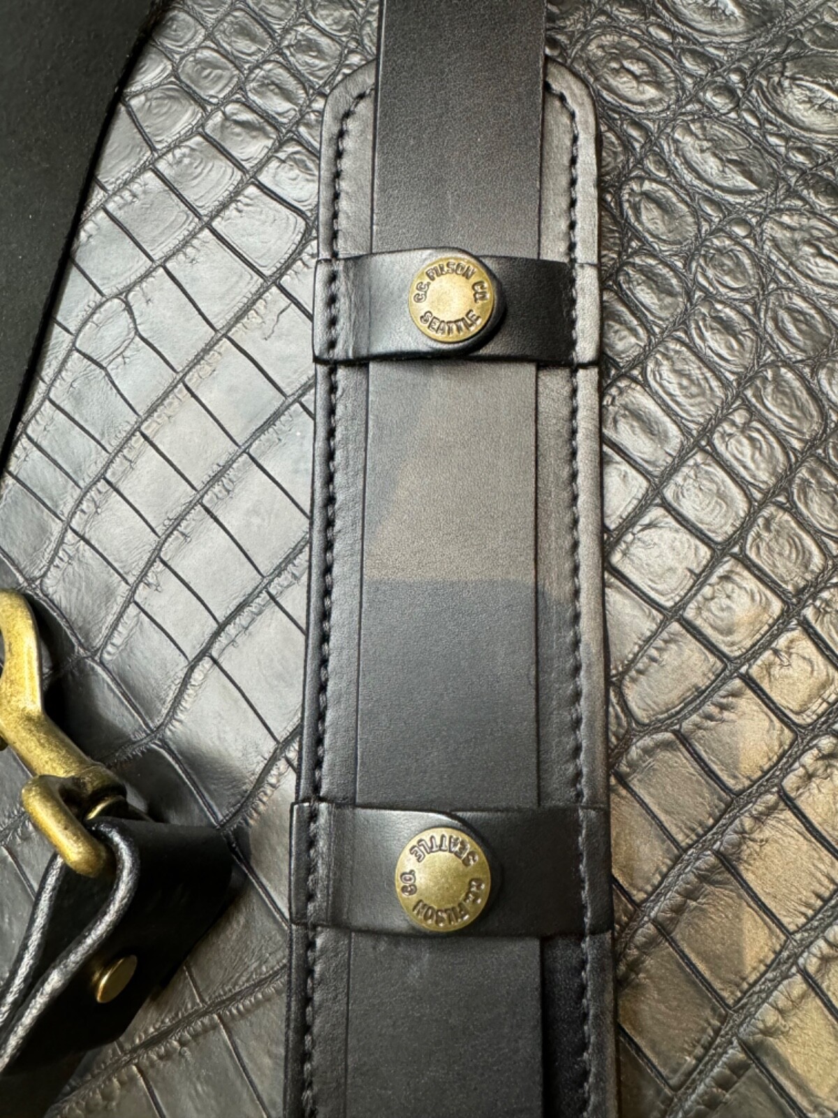 Filson Leather Shoulder Strap MADE IN USA Black Bridle Brass Adjustable Vintage