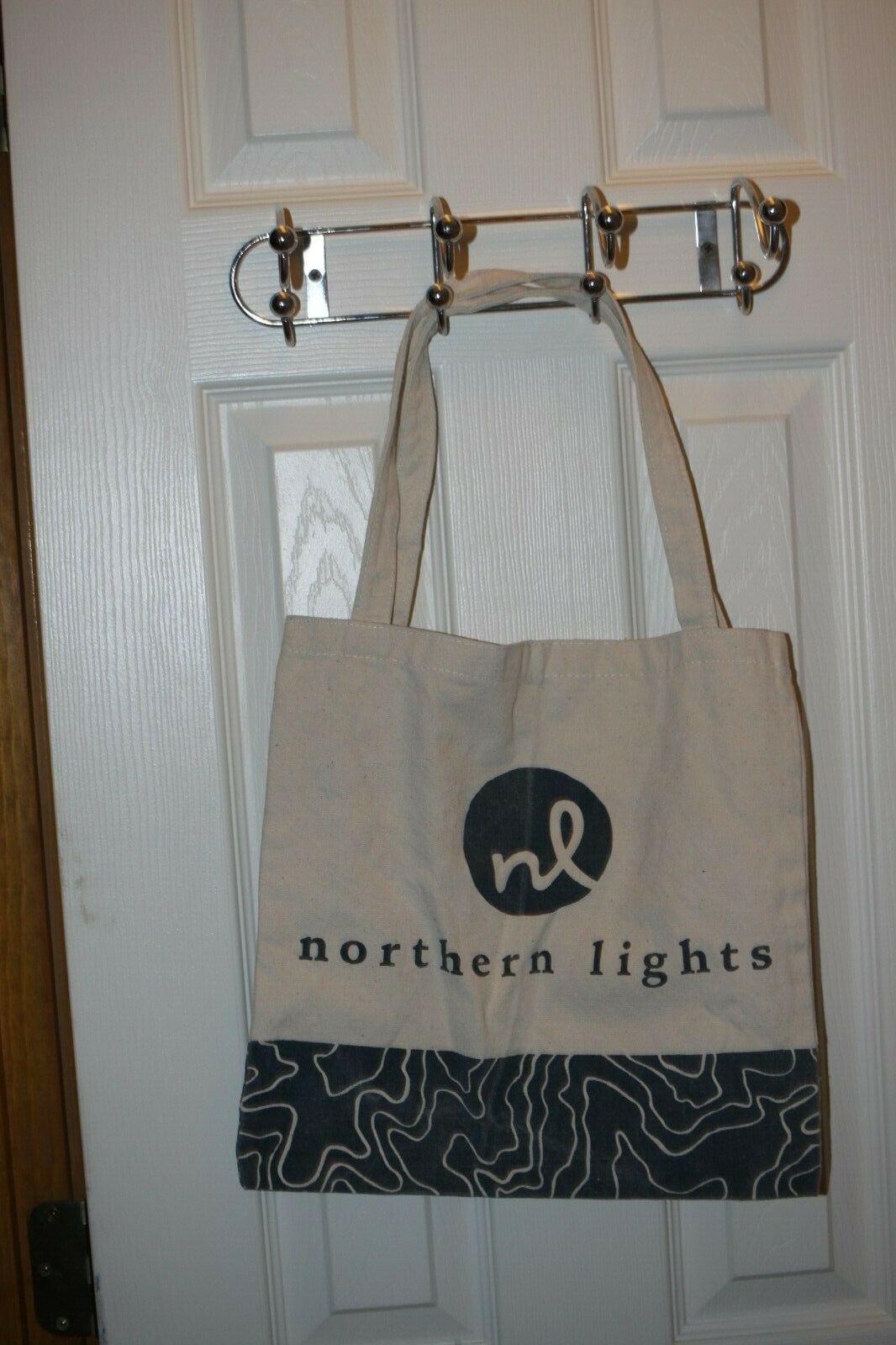 NEW NORTHERN LIGHTS TOTE CANVAS BAG WITH LIGHT BLUE LETTERING 13.75″ LONG