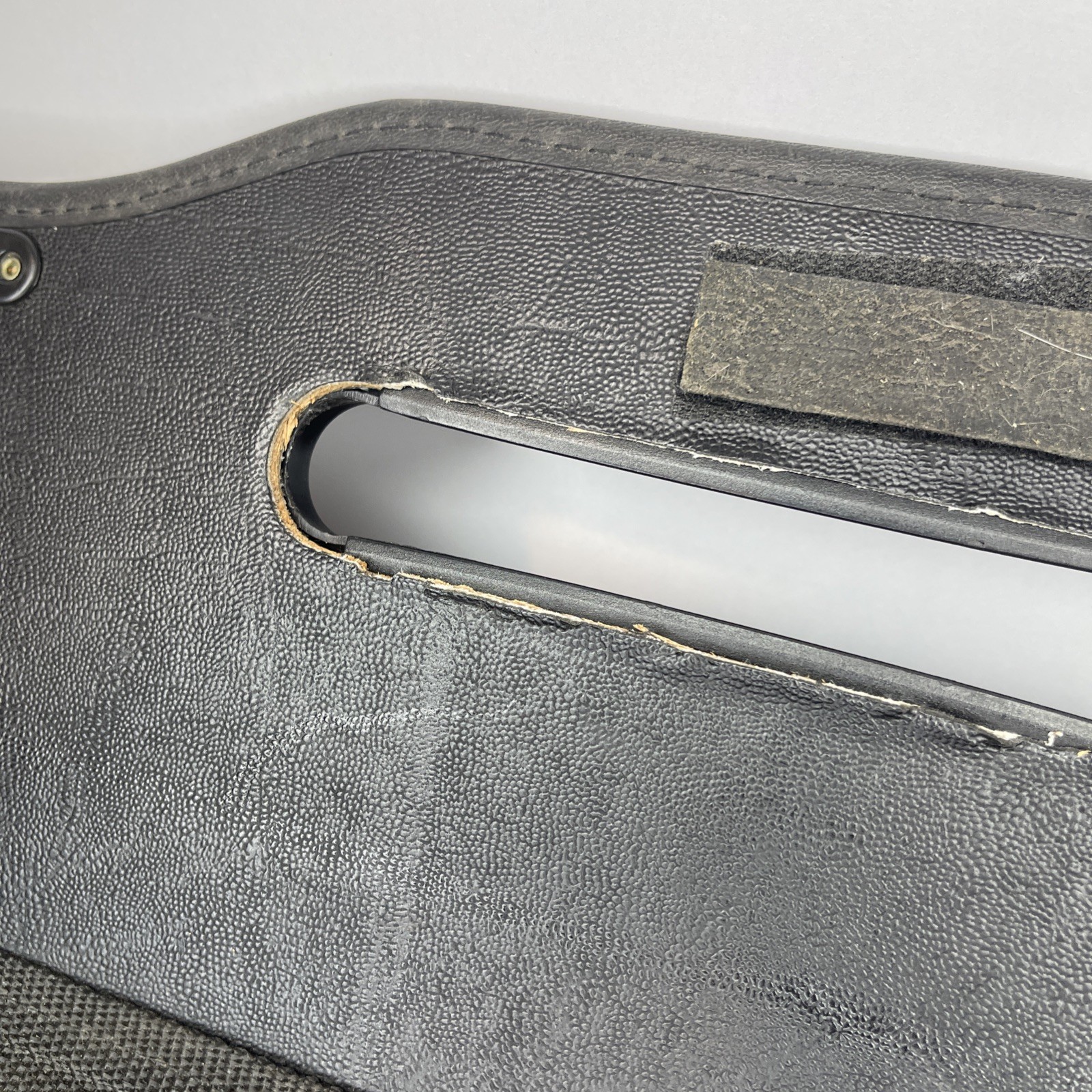 VINTAGE SAMSONITE Large Leather Black Case w/ Lock (Code Unknown But Open) USED