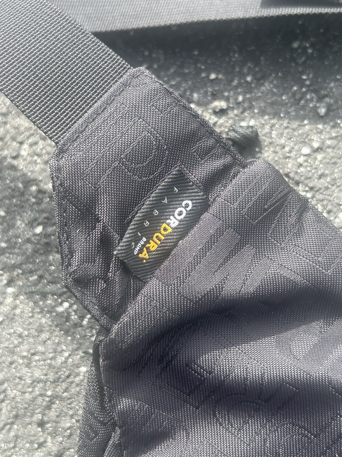 Supreme Black Belt Bag Adjustable Strap Inner Pockets Key Clip Zip Buckle