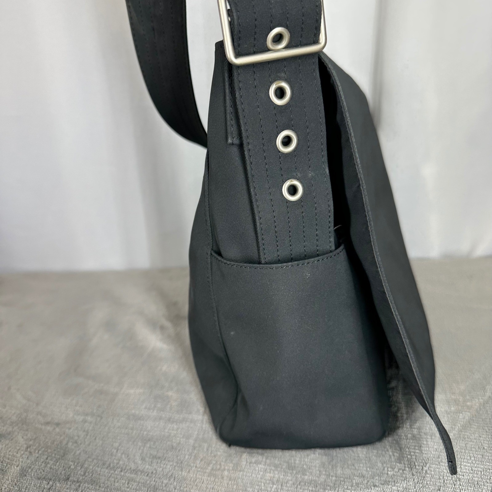 GAP Black Messenger Shoulder Bag Adjustable Strap Flap Nylon Lined