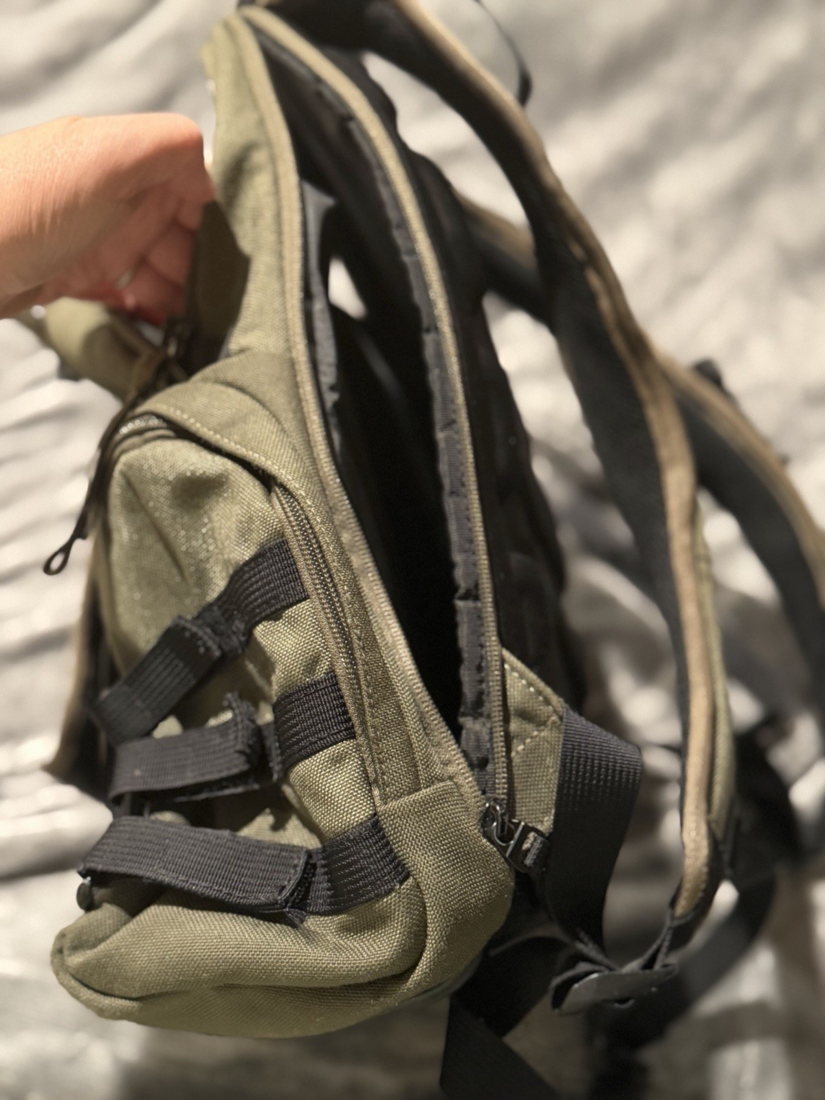 OAKLEY ICON 2.0 Backpack Large Army Camo Green Dark Brush Great Condition