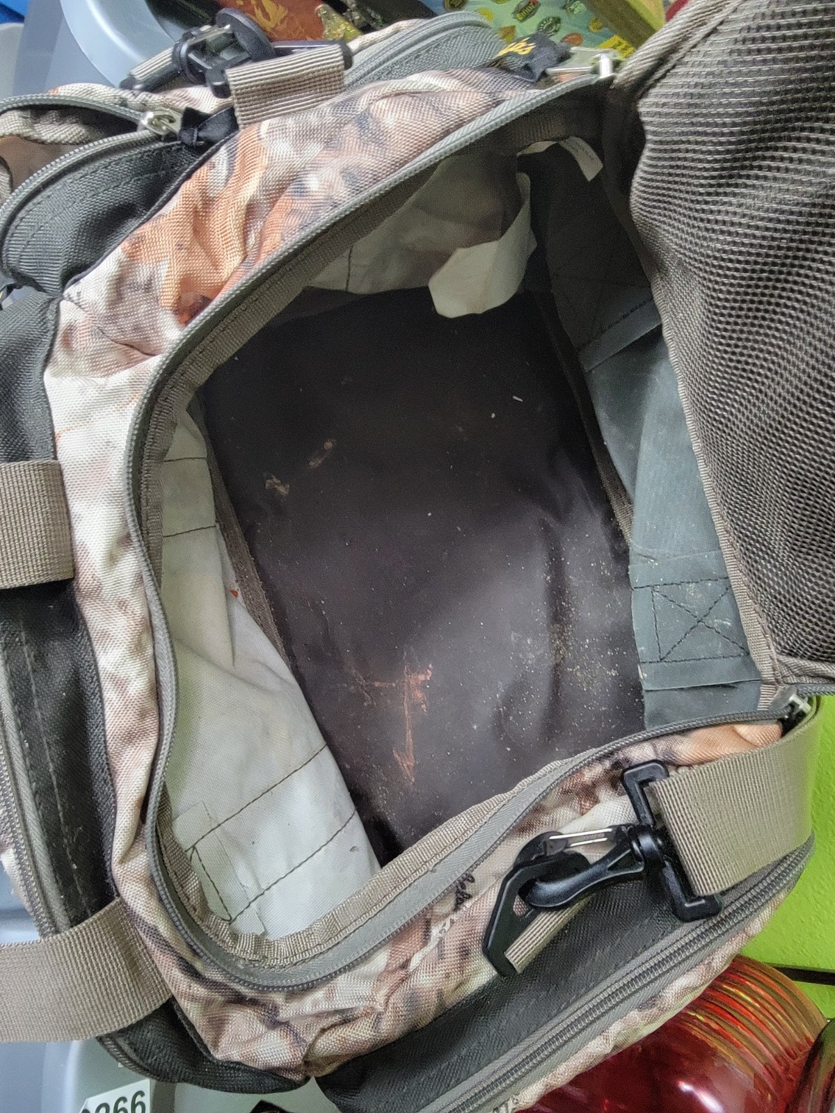 Cabela’s Camo Bag Hunting Fishing Gear Catch All Carry-on Small Duffle Bag