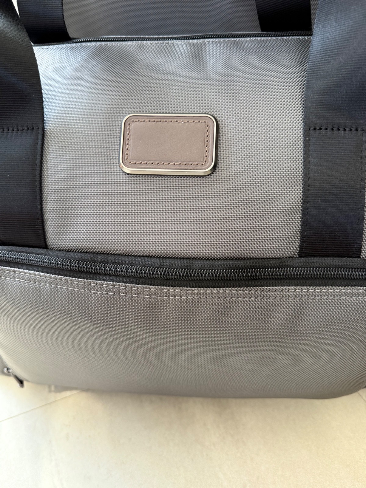 NEW Tumi Gen 4.3 Expandable SOFT TRAVEL Satchel Duffel Bag – CASTLEROCK GRAY