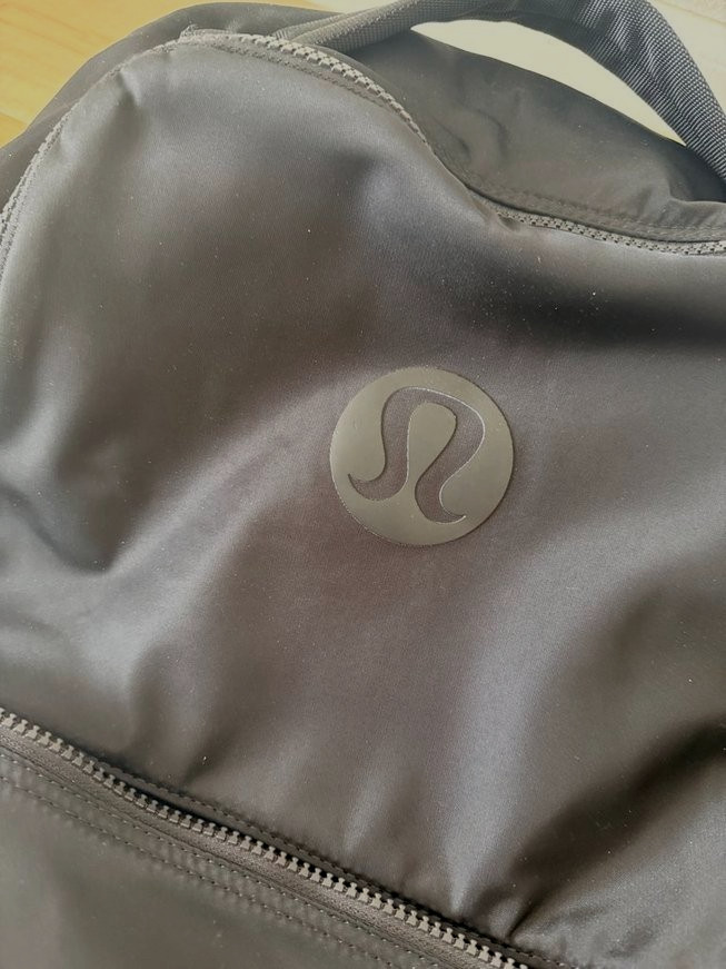 Lululemon Backpack Black 17” Laptop Gym Bag – Summit Tour- READ DESCRIPTION