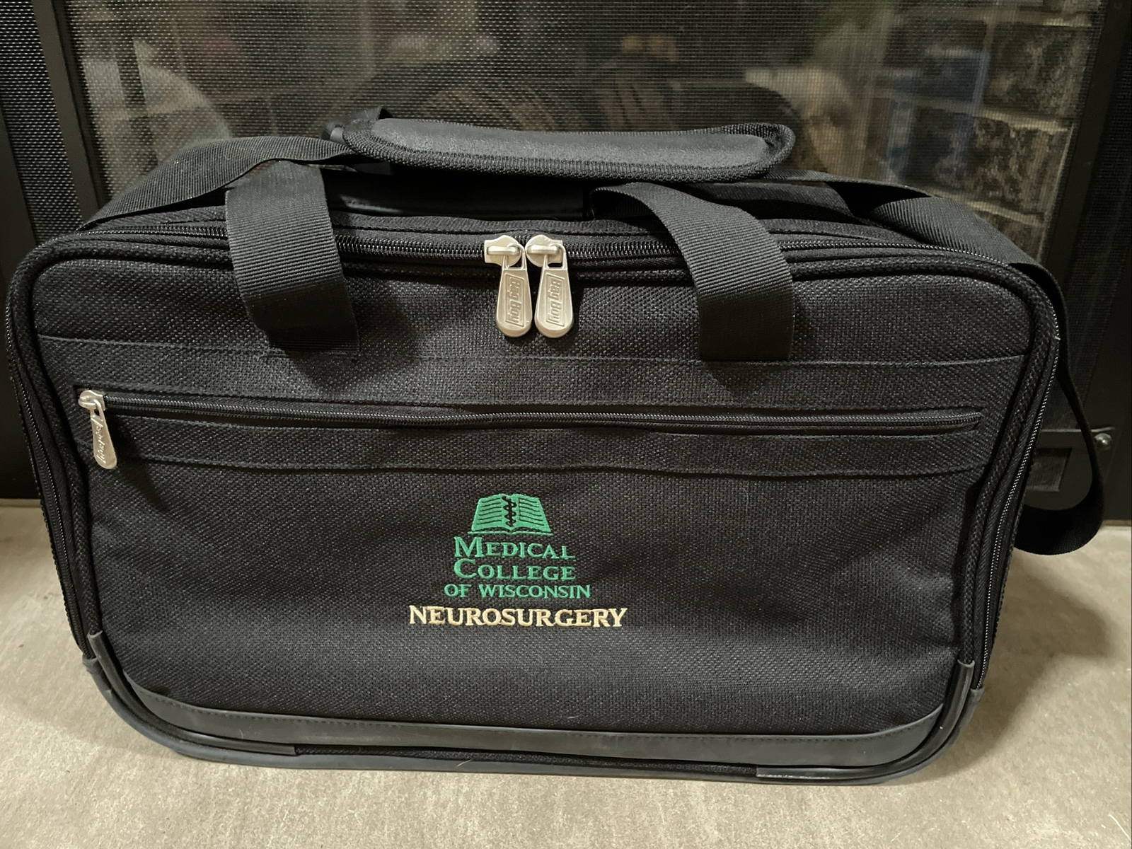 Froedtert & The Medical College Neurosciences Bag Boy Briefcase Bag