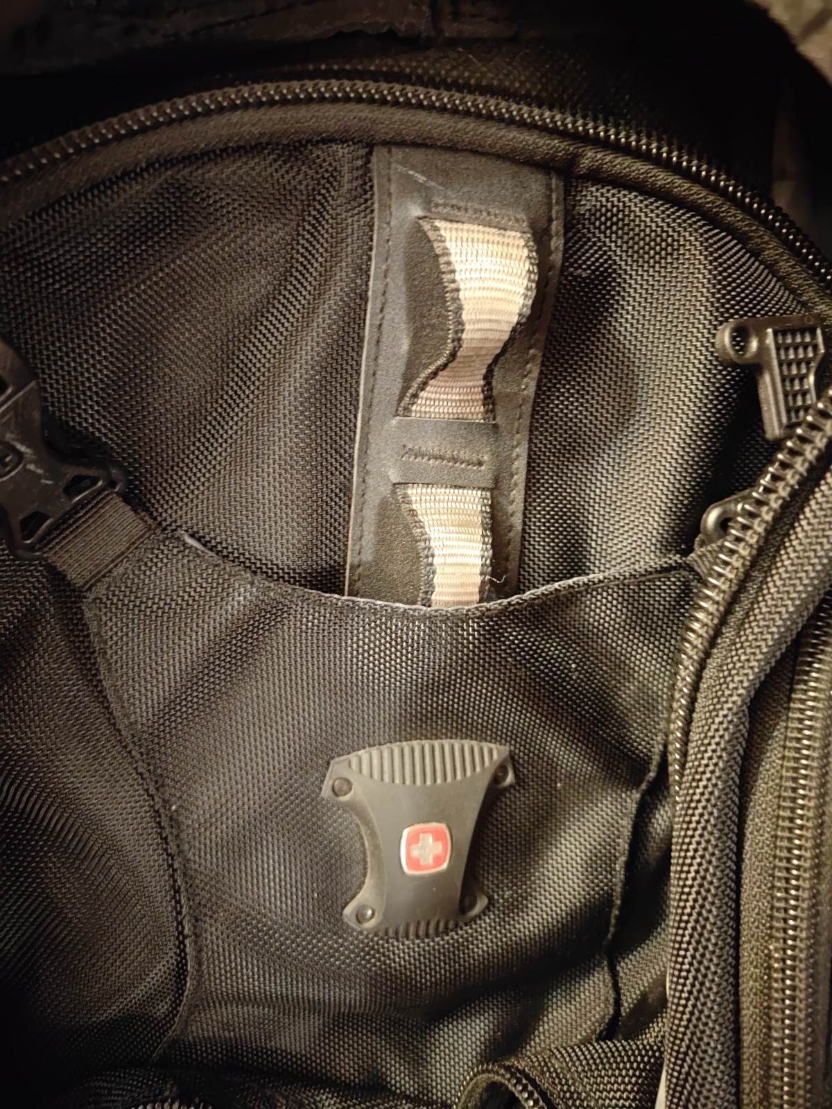 Swiss Gear AIRFLOW BACKPACK Black With Handle Heavy Duty Laptop