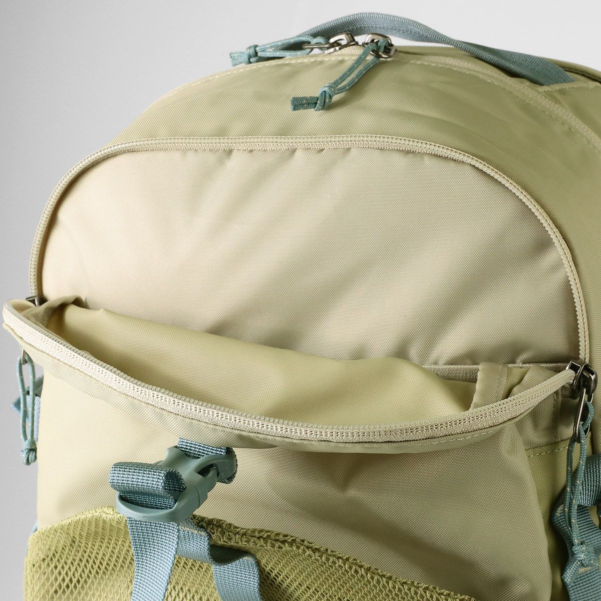 Patagonia Recycled Polyester 30L Weathered Stone Backpack Unisex New