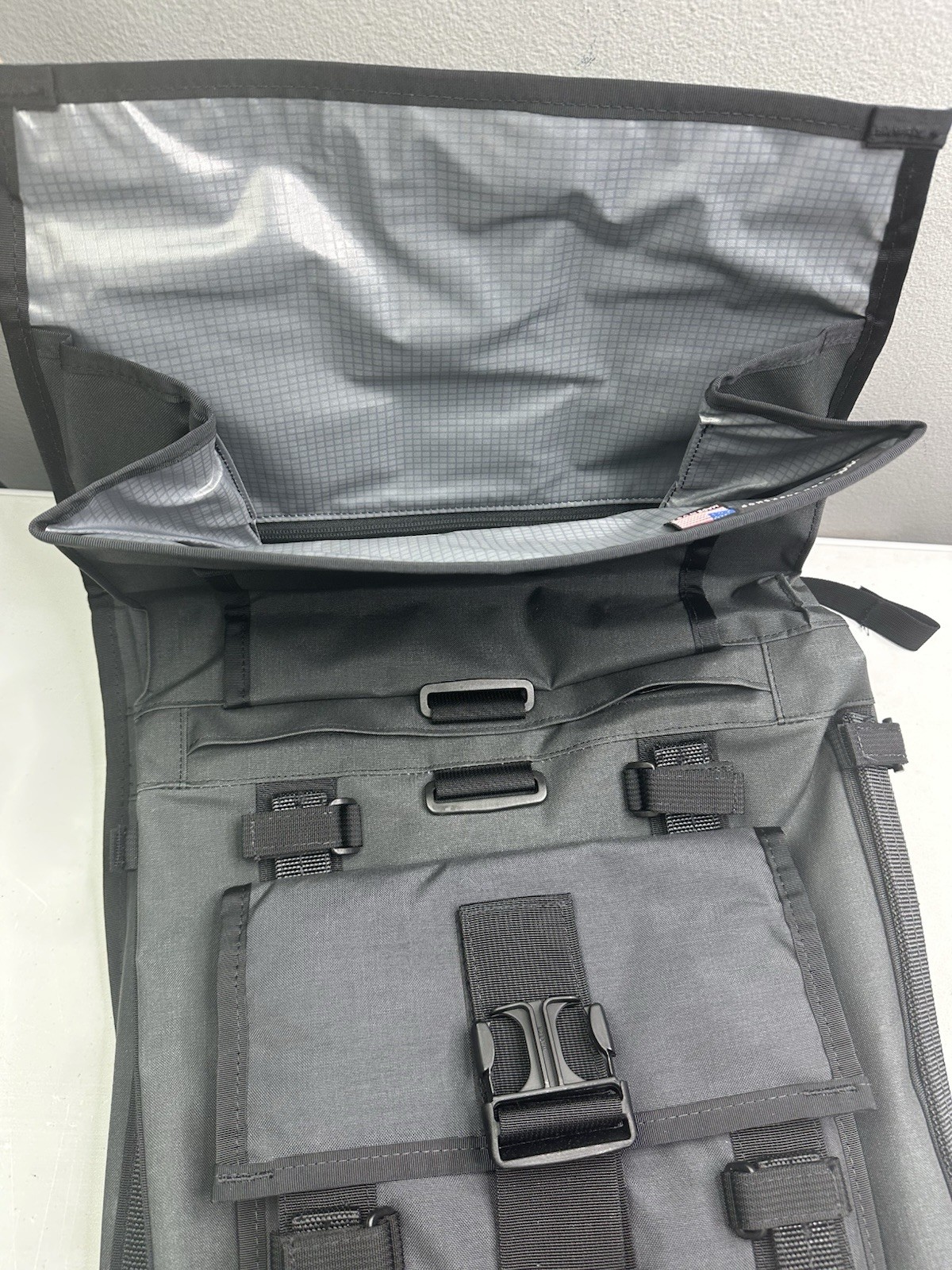 New Rare! Mission Workshop Arkiv Modular Backpack Black Gray – Made in USA Huge!