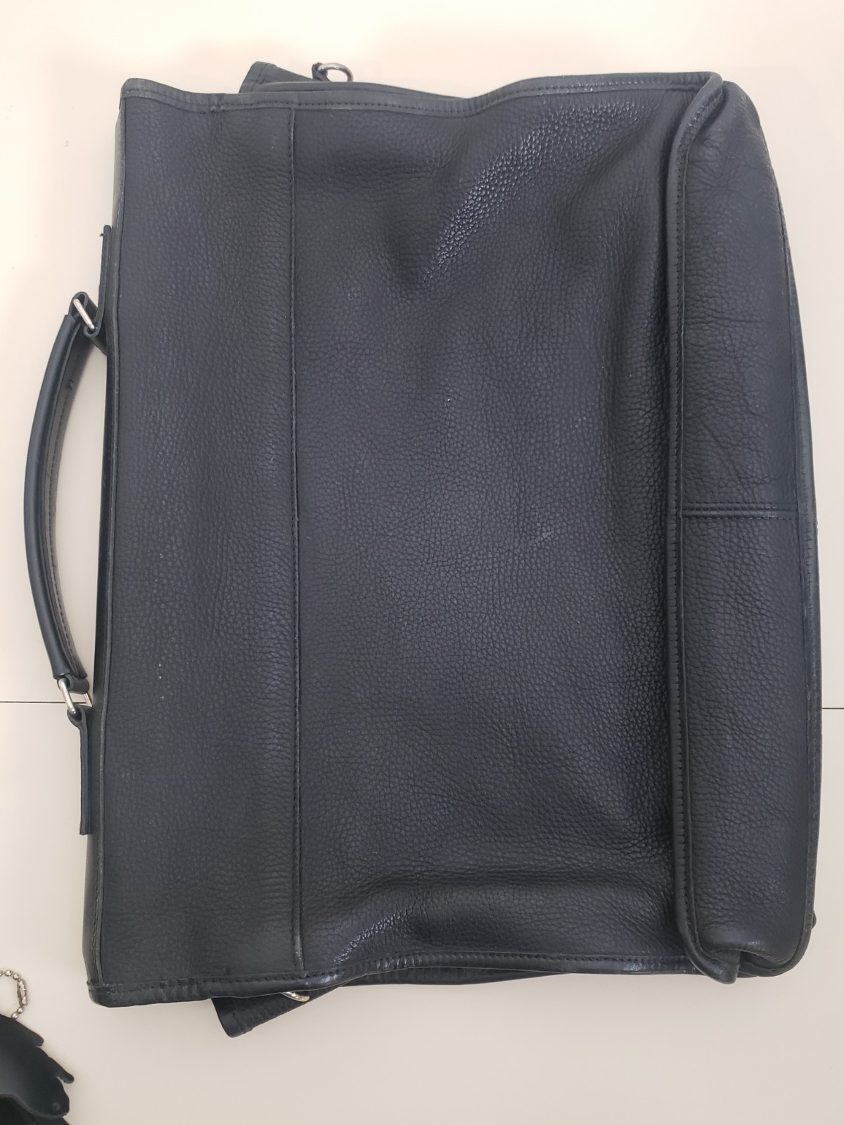 Roots Canada Black Leather Messenger Bag Briefcase Pontiac GMC Logo Beaver Tag