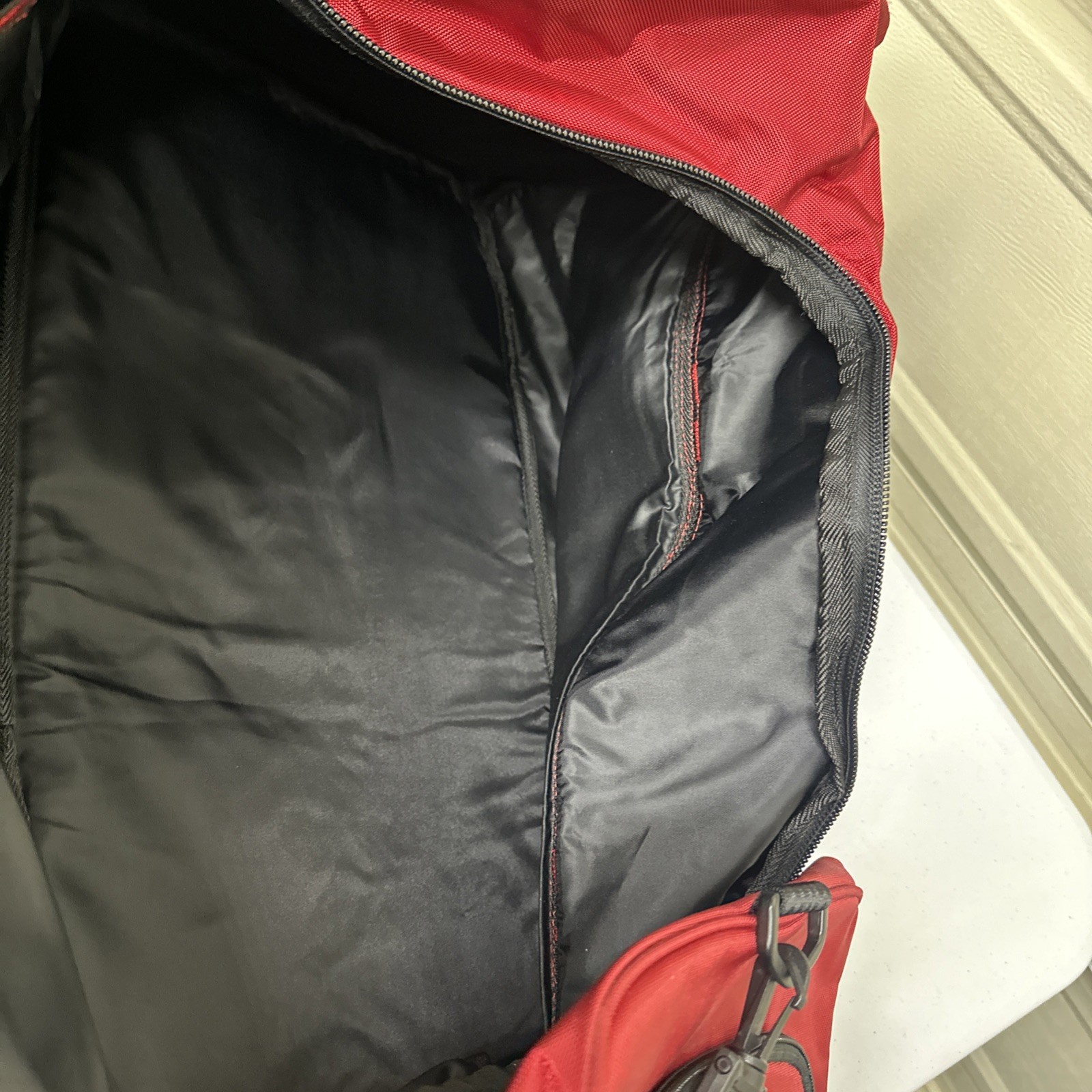 VTG Team Nautica Red Duffle Bag LARGE Sailing Sport Retro Y2K Brand New With Tag