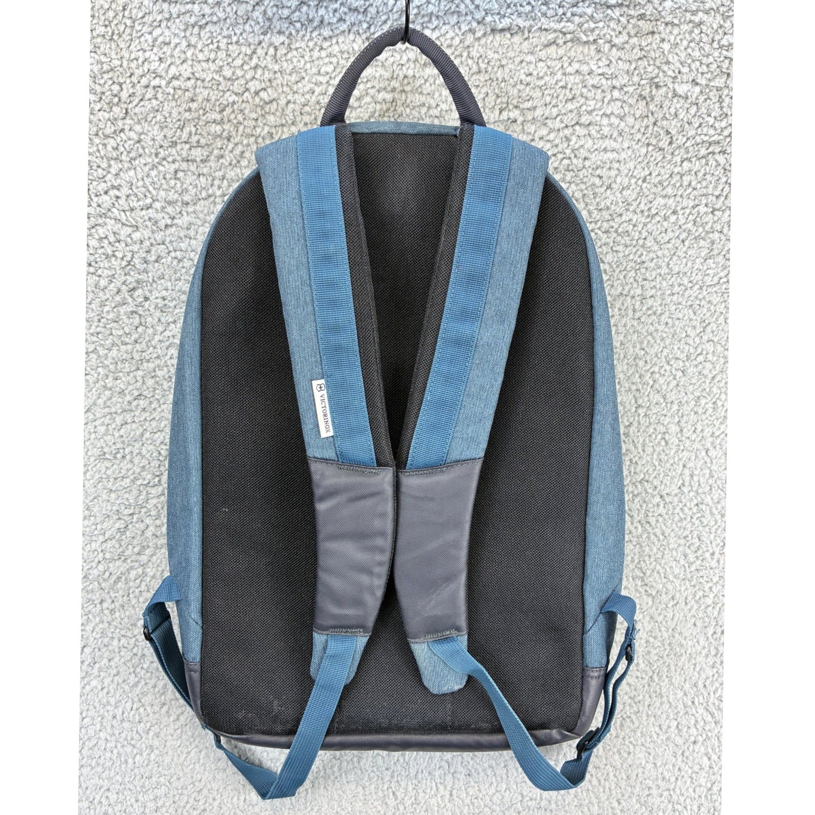 Victorinox Backpack Altmont Active Mens Blue Laptop Travel Commuter Daypack Bag