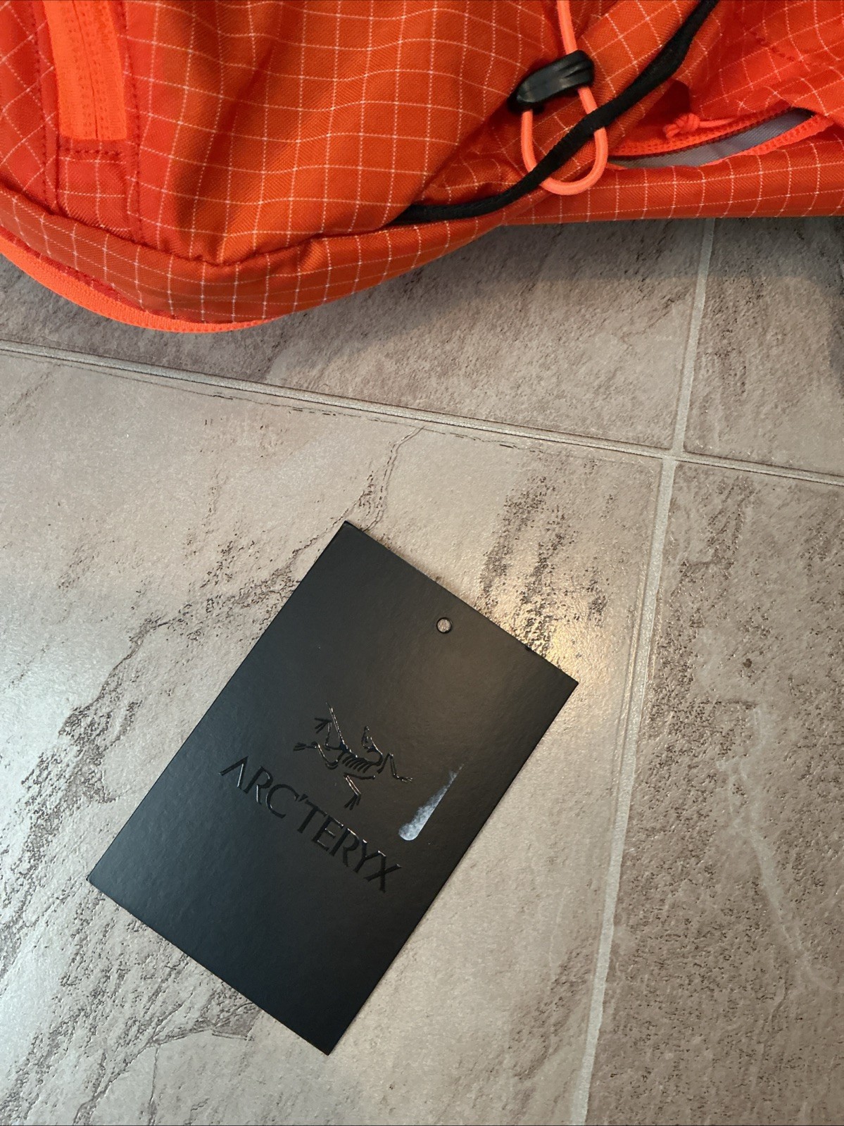 New Arc’teryx Aerios 15 Backpack Men Phenom Orange Rare