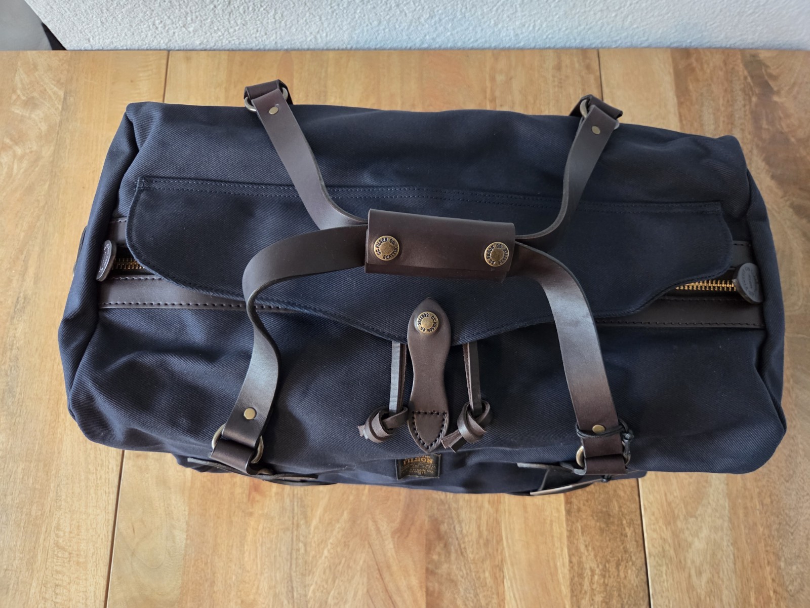 Filson Rugged Twill Medium Duffle Bag | NWT | Navy | Made in USA | MSRP $599