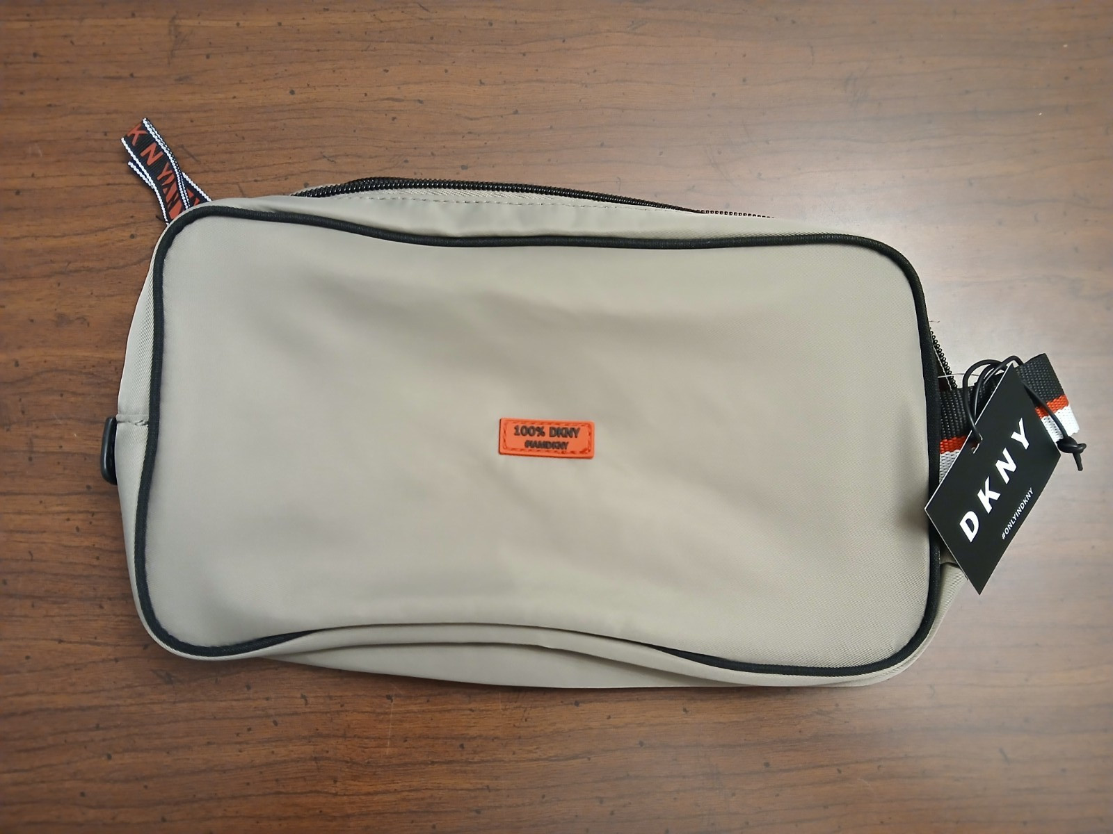 DKNY Men’s Dopp Kit Toiletry Bag w Double Zip New with Tag Tan or Toffee