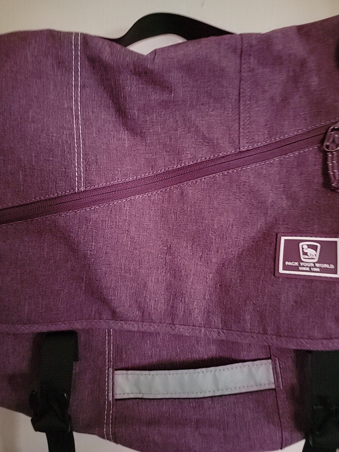 Oiwas Messenger Laptop Bag Purple Canvas 17 X 15 Inch