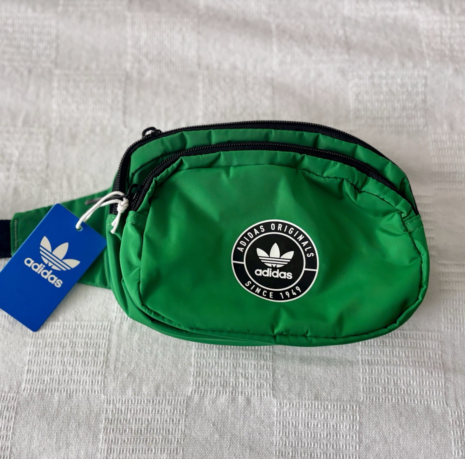 New With Tags Adidas Originals Hip Sport Waist Fanny Pack Men’s Kelly Green