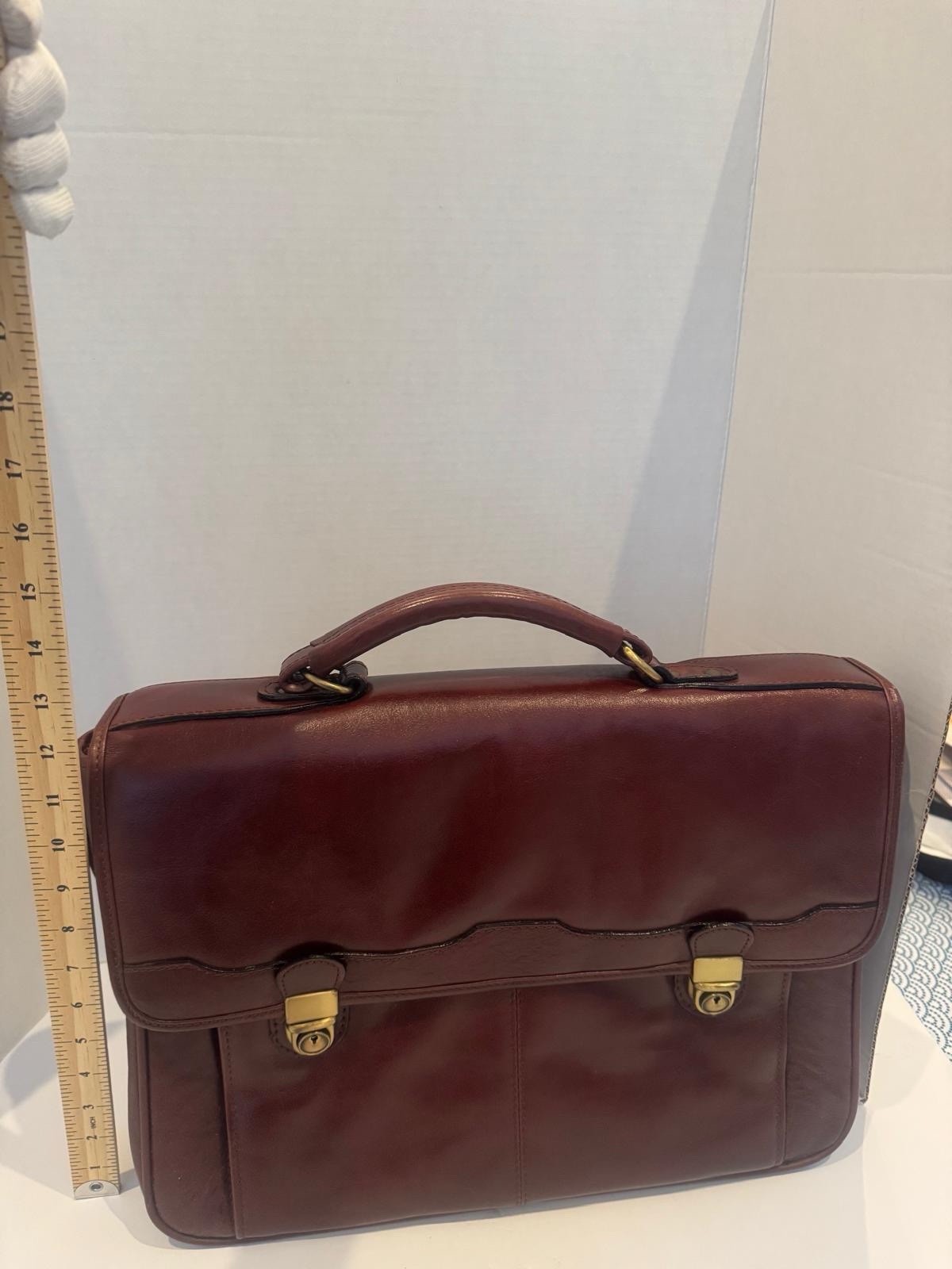 Vintage Burgundy Full‑Grain Leather Briefcase — Brass Hardware