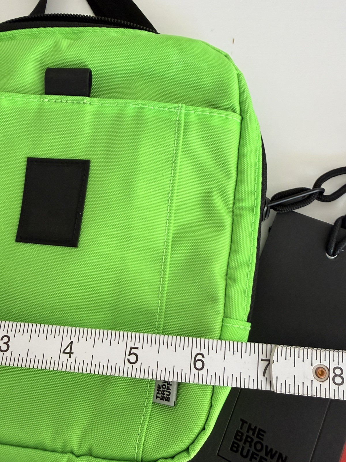 New The Brown Buffalo Conceal Sling Lime Green STORMPROOF Nylon Crossbody Sample