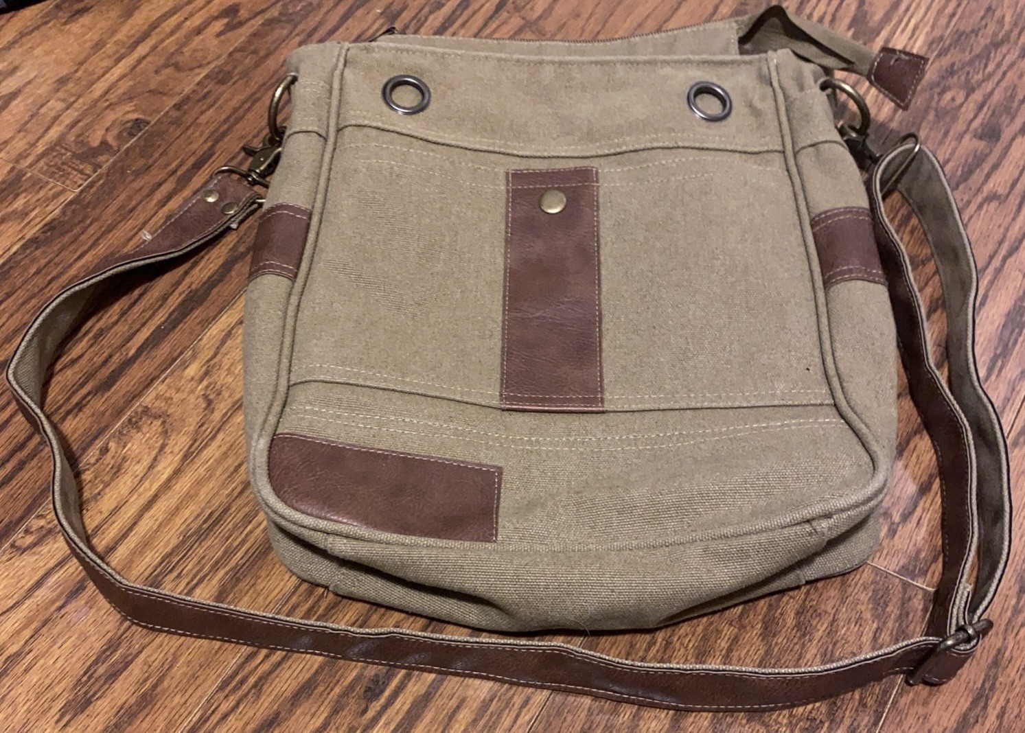 Messenger Bag Textile Canvas Messenger Bag Browns CROSS BODY 14x9x3 EUC