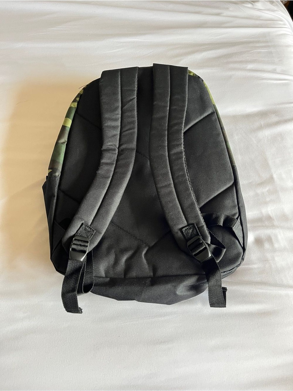 Brand New Trailmaker Camouflage Backpack Green/Black School Travel Bookbag