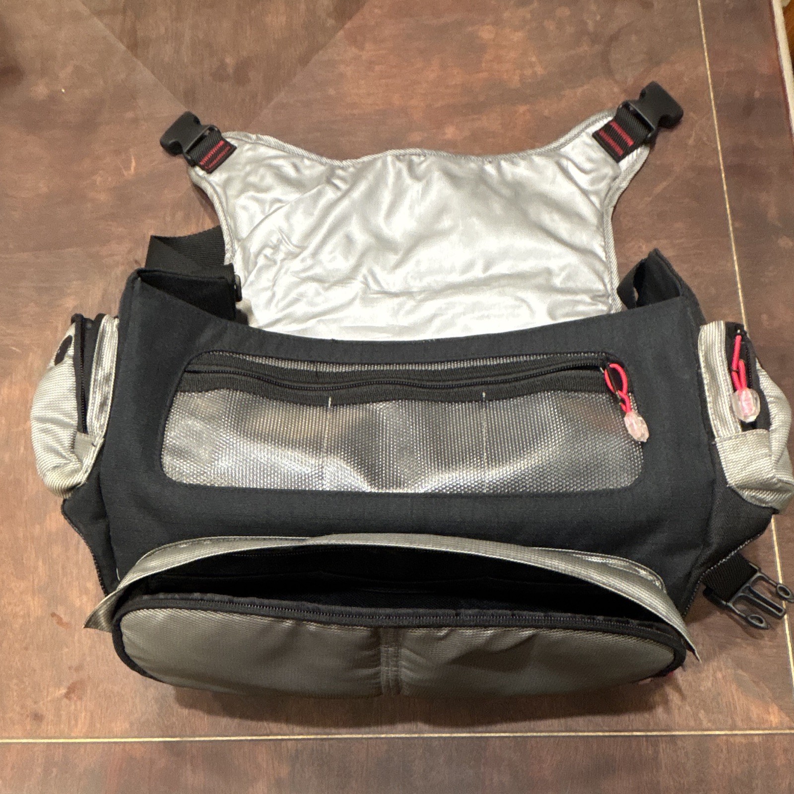 Famous Gray/Black/Red Crossbody Bag Adjustable Strap Zipper Pockets Medium
