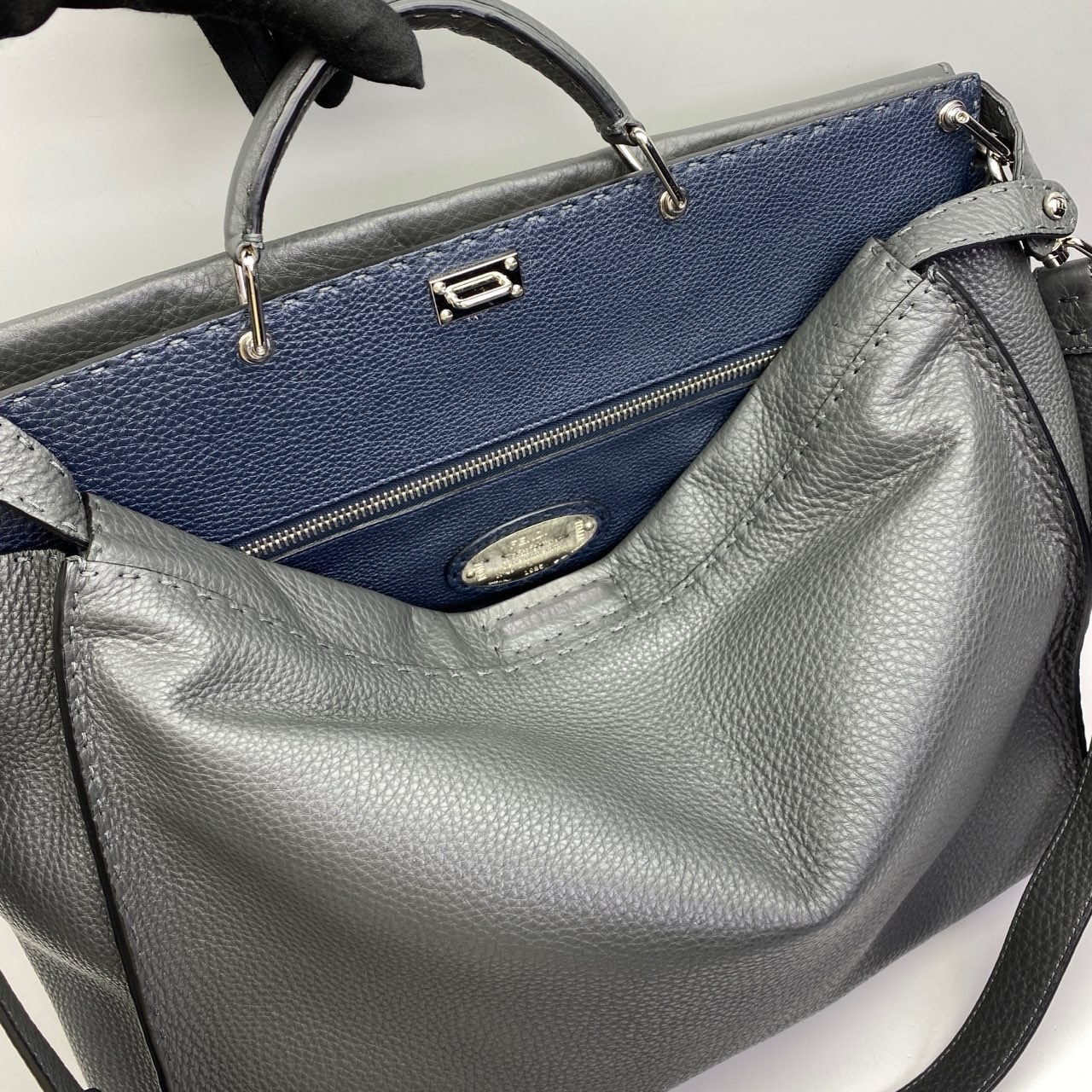 Fendi Pre-Owned Authentic Peekaboo Briefcase Crossbody Grey Blue 42x35x18cm